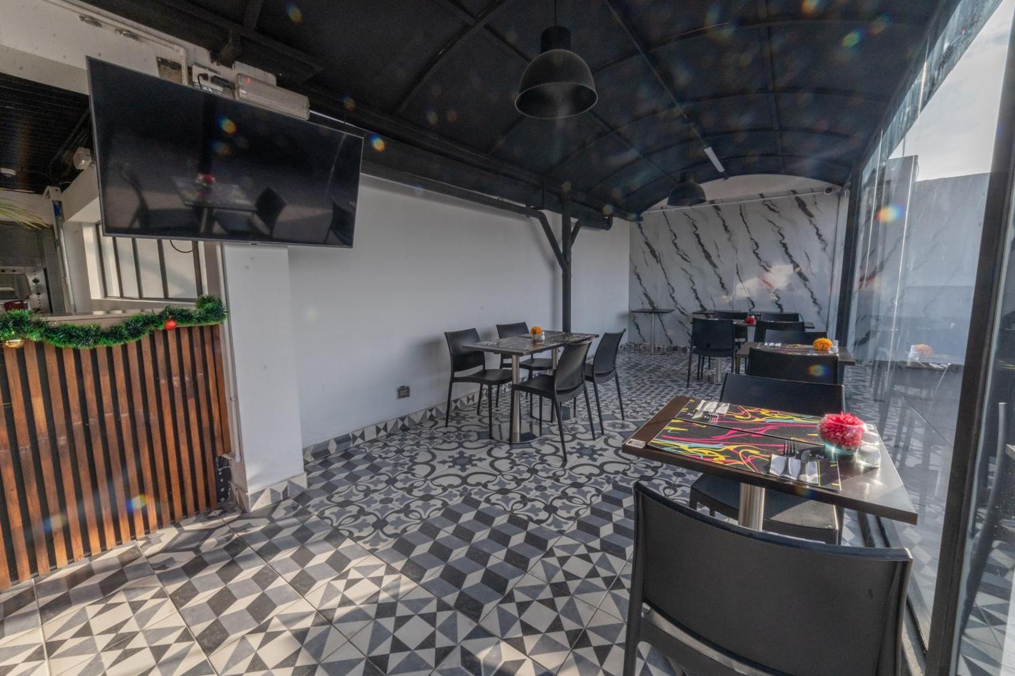 Bon 17 Hotel By Shg - Bogota — Photos 3